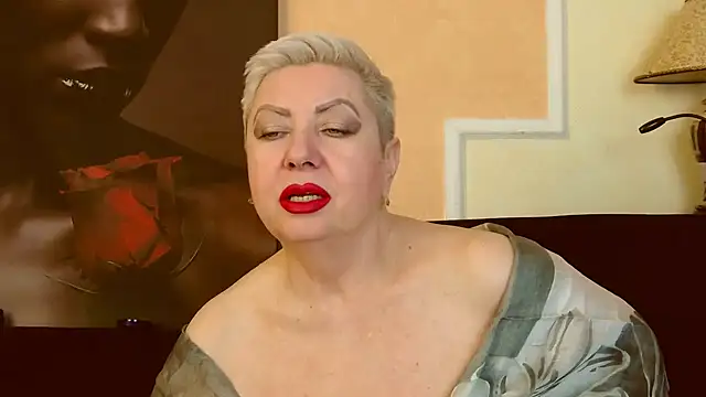 LadyPosh online show from March 2025 09:45:01 PM