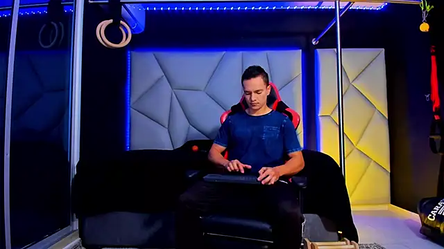 Aydenmiller96 online show from February 2026 02:09:02 PM