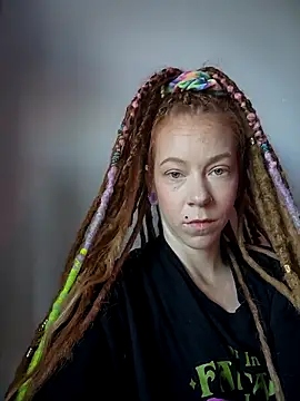 LucidLucy online show from September 2025 01:23:02 PM