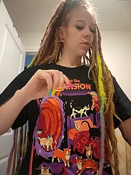 LucidLucy online show from September 2025 01:36:01 PM