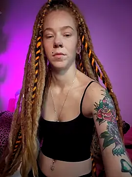 LucidLucy online show from November 2025 01:23:01 PM