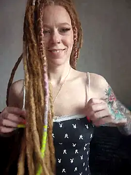 LucidLucy online show from March 2026 04:56:02 PM