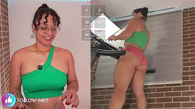 Snapshot of afroditaP_ chatting on June 2026 10:15:01 AM afroditaP online show from June 2026 10:15:01 AM