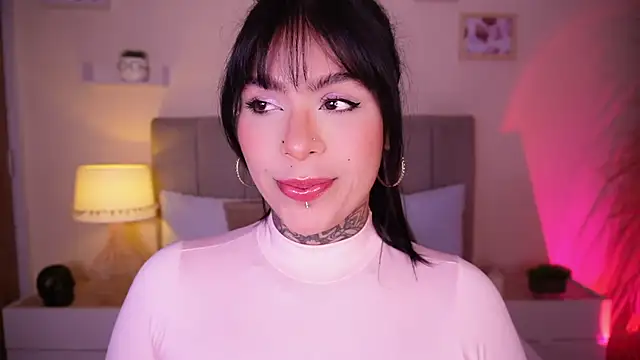 curvyliciousss online show from February 2025 04:13:02 PM