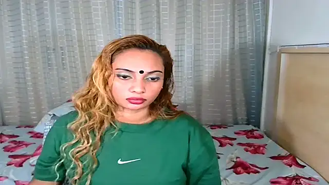 Snapshot of sexyindianchic chatting on September 2025 05:13:01 PM sexyindianchic online show from September 2025 05:13:01 PM