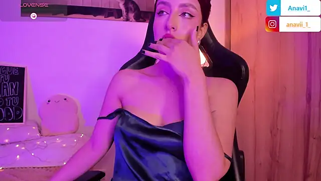 Anavi  online show from February 2025 11:37:01 PM