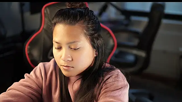 Bubbleliyah online show from January 2025 09:22:01 PM