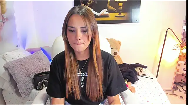 KimberlySaen online show from September 2025 09:04:01 PM