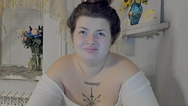 Snapshot of Eva_Shameless chatting on February 2025 07:14:02 PM Eva Shameless online show from February 2025 07:14:02 PM