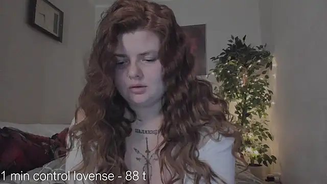 Snapshot of Eva_Shameless chatting on February 2025 02:48:02 PM Eva Shameless online show from February 2025 02:48:02 PM