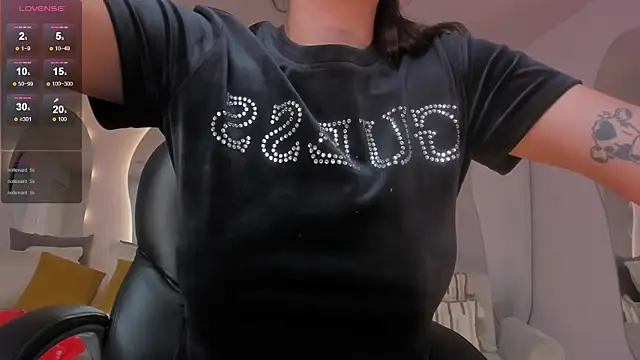 Snapshot of BrennaWalker chatting on March 2025 03:13:02 AM BrennaWalker online show from March 2025 03:13:02 AM