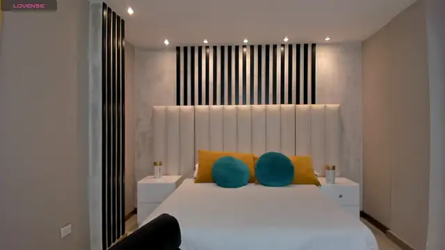 Snapshot of BrennaWalker chatting on March 2025 08:48:02 PM BrennaWalker online show from March 2025 08:48:02 PM