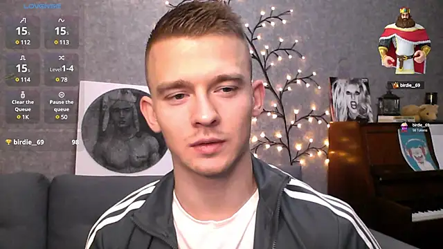 Marvelboy  online show from December 2024 09:51:02 PM