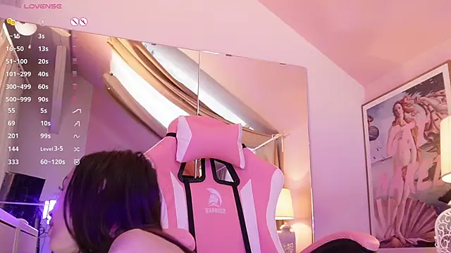 KirstenDanston online show from March 2025 08:00:01 AM