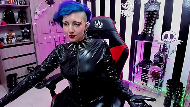 Snapshot of Mistress_Yelena chatting on March 2025 02:29:01 AM Mistress Yelena online show from March 2025 02:29:01 AM