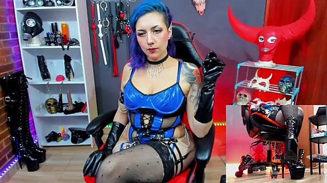 Snapshot of Mistress_Yelena chatting on June 2026 02:53:01 AM Mistress Yelena online show from June 2026 02:53:01 AM