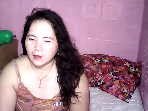 Snapshot of hotpusie_4u chatting on September 2025 12:46:02 AM hotpusie 4u online show from September 2025 12:46:02 AM