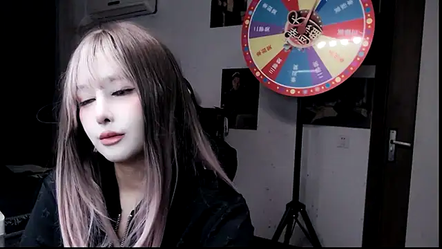 candy cola online show from February 2025 01:34:01 AM