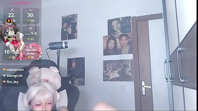 candy cola online show from October 2025 05:45:02 PM