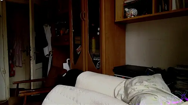 Snapshot of FireFox_Feel chatting on December 2024 11:18:02 AM FireFox Feel online show from December 2024 11:18:02 AM