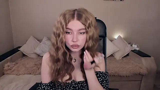 ViolettaLopez online show from March 2025 11:30:02 AM