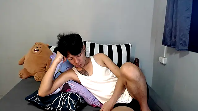 Snapshot of urpinoyasian chatting on November 2025 11:48:01 PM urpinoyasian online show from November 2025 11:48:01 PM