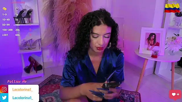 LaColorina  online show from September 2025 06:11:02 PM