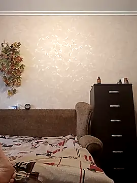 Amy August online show from March 2025 12:47:02 PM