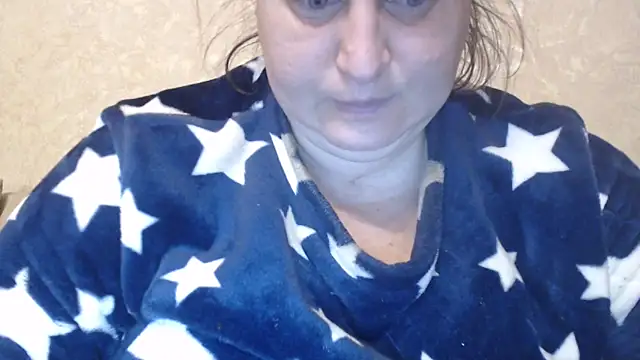 Amy August online show from February 2026 01:12:01 AM