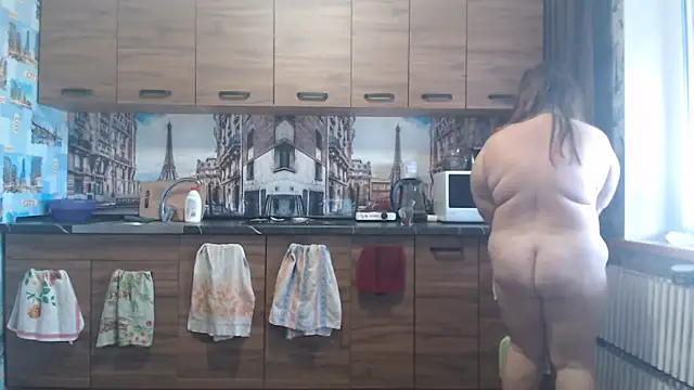 Amy August online show from March 2026 05:57:01 AM