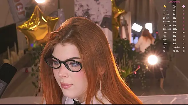 Ffoxyflame online show from March 2026 10:37:01 PM