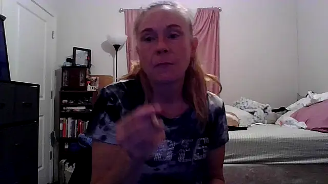 Snapshot of tmmcmannus chatting on June 2026 05:37:01 AM tmmcmannus online show from June 2026 05:37:01 AM