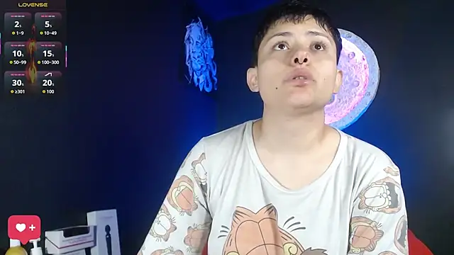 girl intense444 online show from September 2025 01:00:02 PM