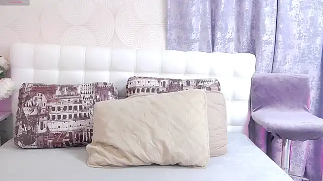 Asian legs online show from November 2025 10:05:01 AM