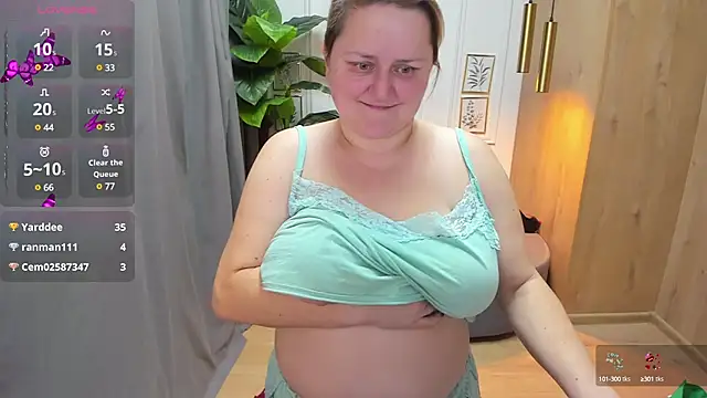 Snapshot of ScarlettSoft chatting on December 2024 08:56:01 AM ScarlettSoft online show from December 2024 08:56:01 AM