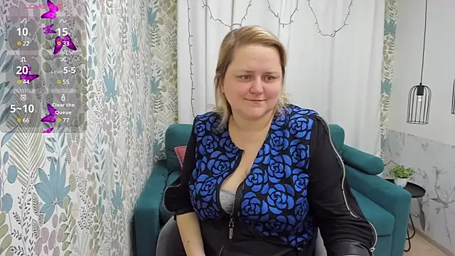 Snapshot of ScarlettSoft chatting on December 2024 05:37:02 AM ScarlettSoft online show from December 2024 05:37:02 AM