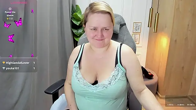 Snapshot of ScarlettSoft chatting on March 2025 08:37:02 AM ScarlettSoft online show from March 2025 08:37:02 AM