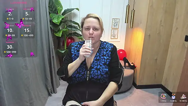 Snapshot of ScarlettSoft chatting on October 2025 05:41:02 AM ScarlettSoft online show from October 2025 05:41:02 AM