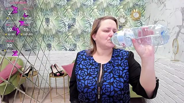 Snapshot of ScarlettSoft chatting on January 2026 05:24:02 AM ScarlettSoft online show from January 2026 05:24:02 AM