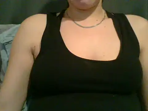 Snapshot of geilmeisje98 chatting on December 2024 08:39:02 AM geilmeisje98 online show from December 2024 08:39:02 AM