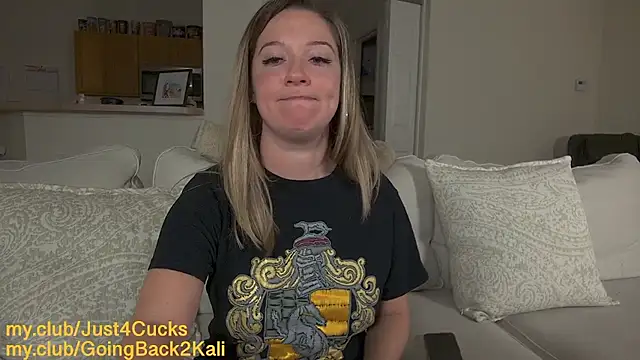 Snapshot of boomboomr00m chatting on February 2026 03:26:01 AM boomboomr00m online show from February 2026 03:26:01 AM