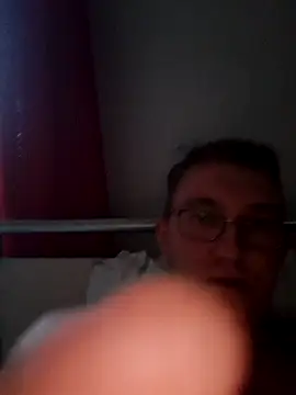 AsianMilfnterBerlin online show from October 2025 04:17:02 PM