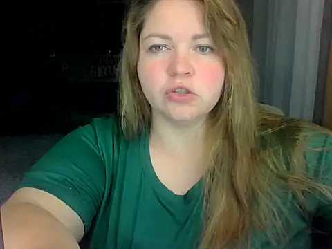 Snapshot of cute__cherry chatting on May 2026 06:09:01 PM cute cherry online show from May 2026 06:09:01 PM
