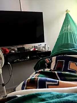 Rubens2431 online show from February 2026 05:11:02 PM