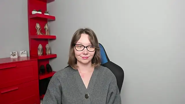 Cookie zoe online show from December 2025 08:00:01 AM