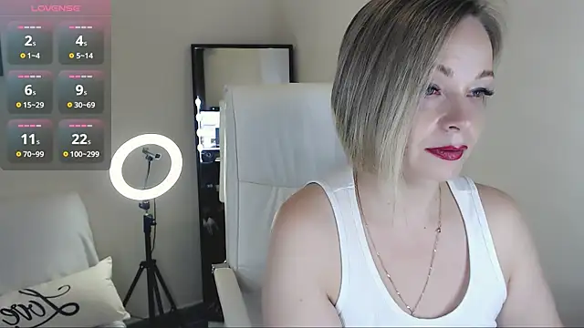 Tilly Eliot online show from February 2025 04:16:01 PM