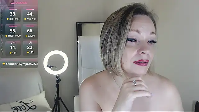 Tilly Eliot online show from February 2025 06:41:02 PM