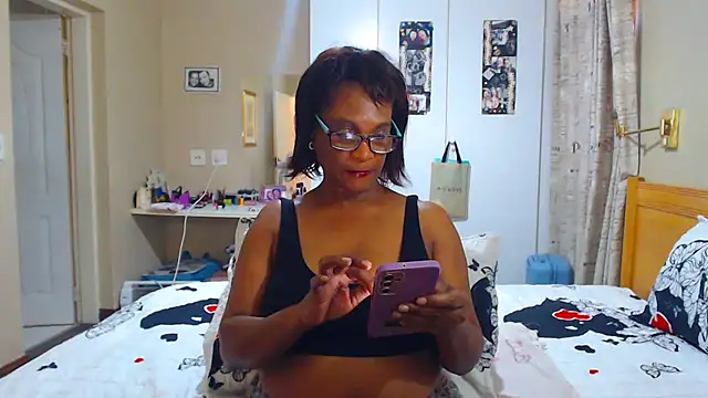 Hotgrannyx online show from February 2025 06:26:02 AM