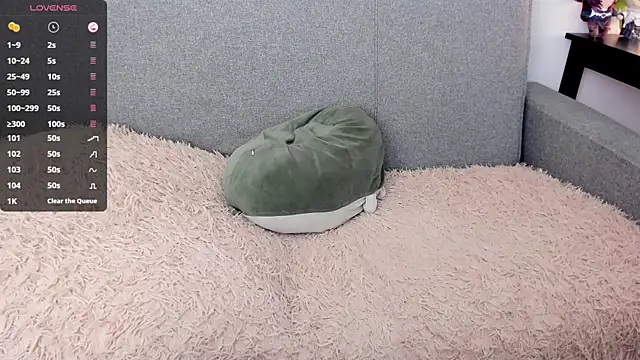 loliwoods online show from March 2025 04:30:02 AM