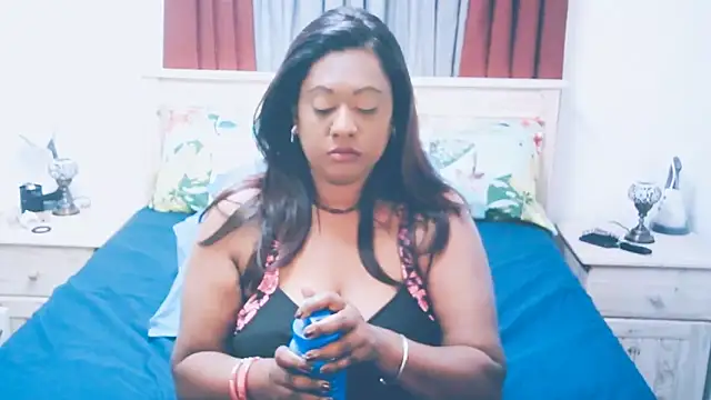 Indianlust69 online show from November 2025 09:10:01 AM